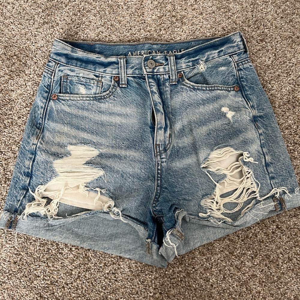AE Mom Shorts